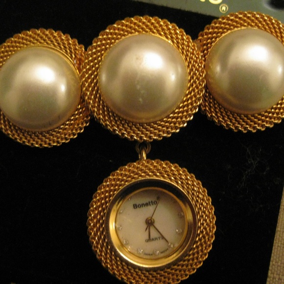 BONETTO Watch PEARLS Gold Tone Mesh Brooch Japan - Picture 2 of 8